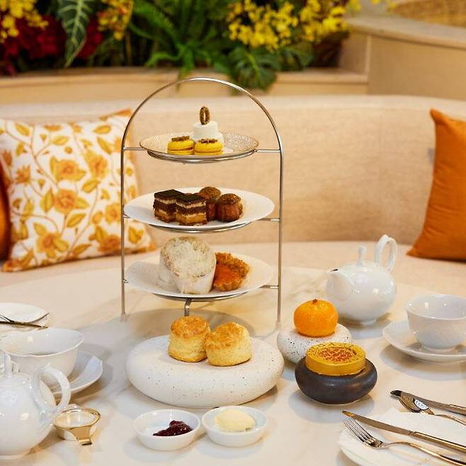 불가리가 선셋 인 제주 팝업 스토어에서 선보였던 에프터눈 티 세트. /불가리 제공