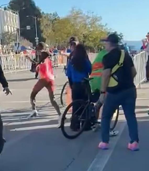 LA 마라톤 대회 모습. /사진=데일리메일 갈무리