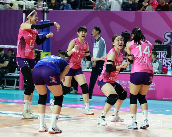 흥국생명 승리, 기뻐하는 선수들.2026.03.10.