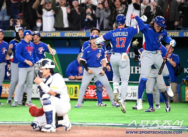 8일 일본 도쿄돔에서 열린 WBC(월드베이스볼클래식) 한국과 대만의 경기, 8회초 2사 2루 포수 박동원이 페어차일드에 재역전 2점홈런을 내주며 아쉬워하고 있다. 도쿄(일본)=허상욱 기자wook@sportschosun.com/2026.03.08/