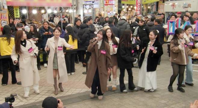 ‘미스트롯4’ 깜짝 버스킹