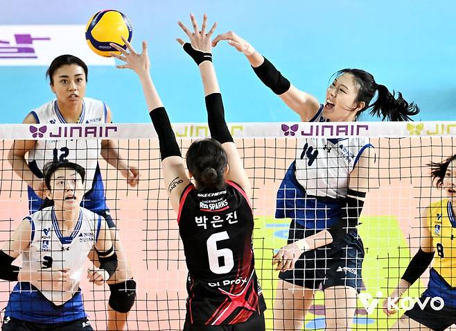 [서울=뉴시스]여자배구 현대건설 양효진. (사진=KOVO 제공)