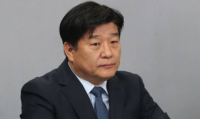 토론회 준비하는 양문석 후보 (안산=연합뉴스) 제22대 국회의원 선거 경기 안산갑에 출마한 더불어민주당 양문석 후보가 3일 오전 경기 안산시 단원구 SK브로드밴드 한빛방송에서 열린 제22대 국회의원선거 방송토론회에 참석해 토론회를 준비하고 있다. 2024.4.3 [경기사진공동취재단] photo@yna.co.kr/2024-04-03 11:51:24/ <저작권자 ⓒ 1980-2024 ㈜연합뉴스. 무단 전재 재배포 금지, AI 학습 및 활용 금지>