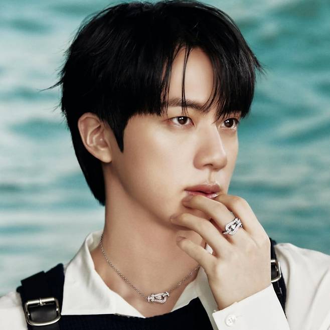 방탄소년단 진, 키윙 개인 부문 압도적 1위..컴백 앞두고 팬 응원 열기