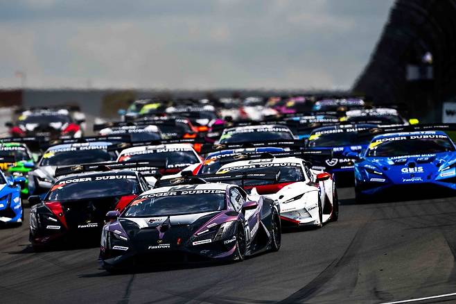 람보르기니 슈퍼 트로페오 2025 시즌 북미 시리즈 경기 장면. (한국타이어 제공)
