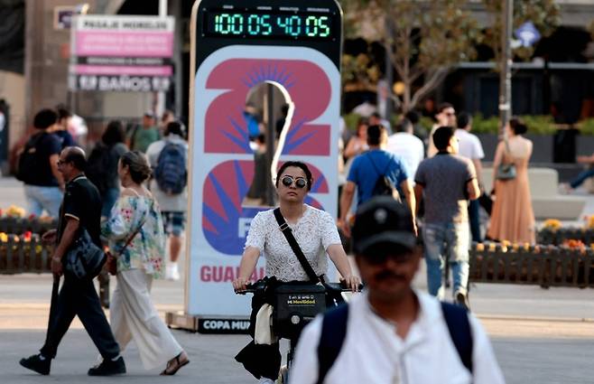 최근 월드컵 개막 D-100을 알리는 멕시코 할리스코주 과달라하라 풍경. 사진 | AFP연합뉴스