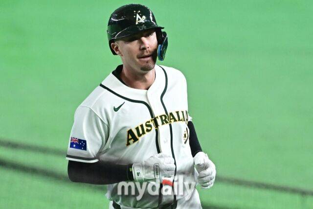 5일 일본 도쿄돔에서 열린 2026 월드 베이스볼 클래식(WBC) 조별리그 대만-호주 경기. KIA 소속의 호주 제리드 데일가 내야 땅볼에 아쉬워했다./도쿄(일본)=한혁승 기자 hanfoto@mydaily.co.kr