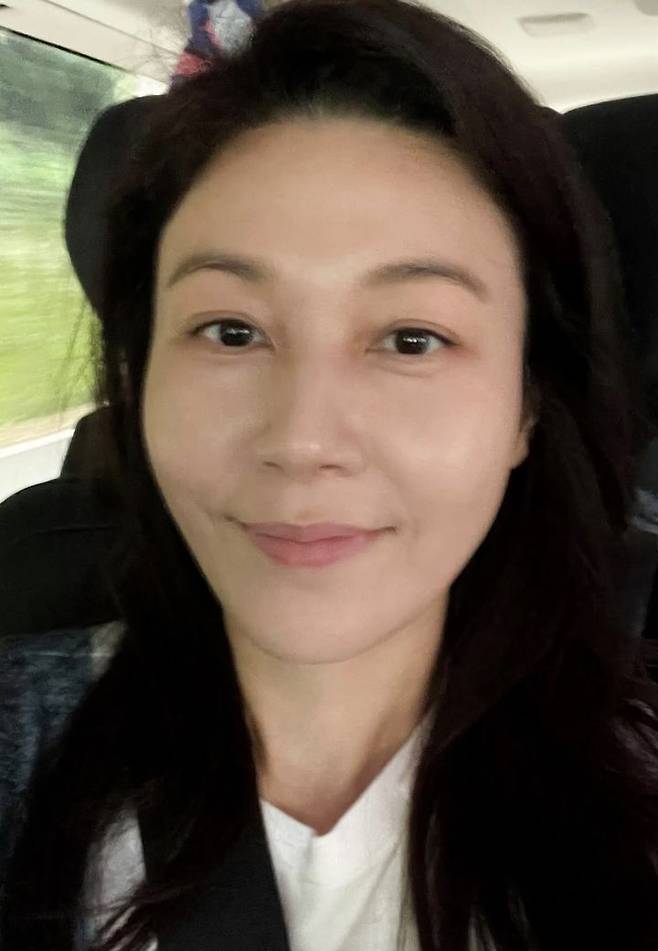 [서울=뉴시스] 배우 김하늘. (사진=김하늘 인스타그램 캡처) 2026.03.12. photo@newsis.com *재판매 및 DB 금지