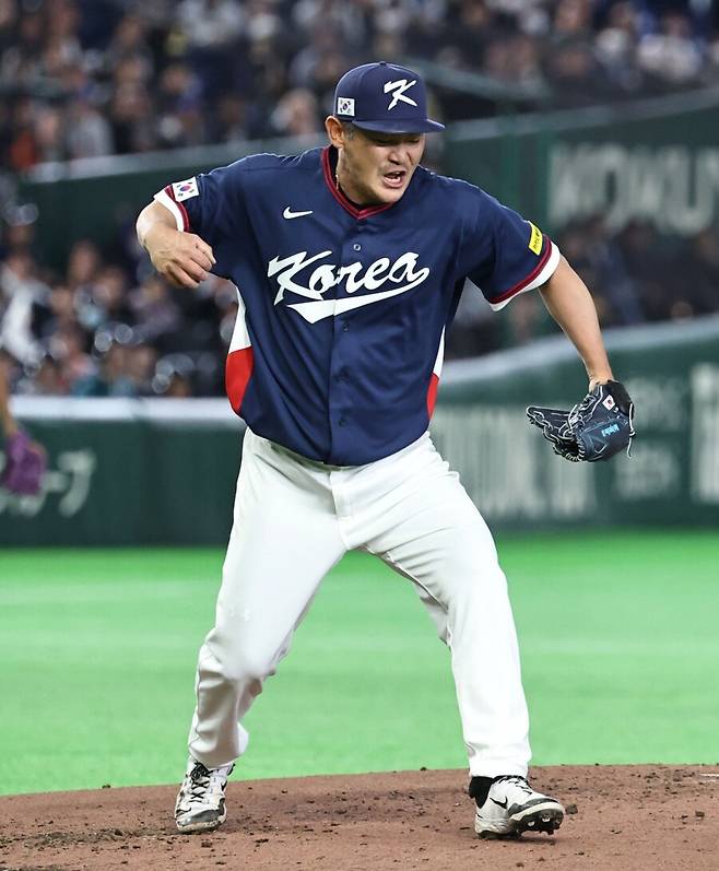 ▲ 41세의 나이는 숫자에 불과하다는 것을 노경은이 제대로 보여줬다. 월드베이스볼클래식(WBC) 조별리그 3경기에 등판해 무실점을 기록하며 리그 최강의 셋업맨이라는 것을 제대로 증명했다. ⓒ연합뉴스