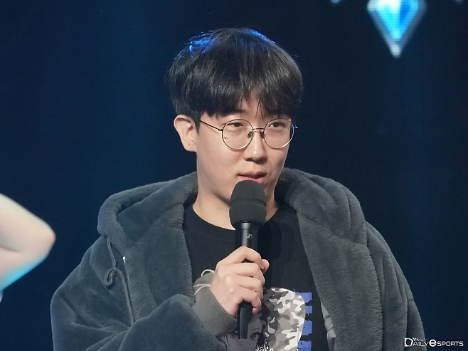 강만식의 르블랑이 희망을 보여준 팀 릴동파가 2세트를 잡고 1-1이 됐다.