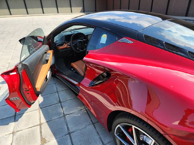 로터스 미드십 엔진 스포츠카 에미라 (사진=이데일리 이배운 기자)