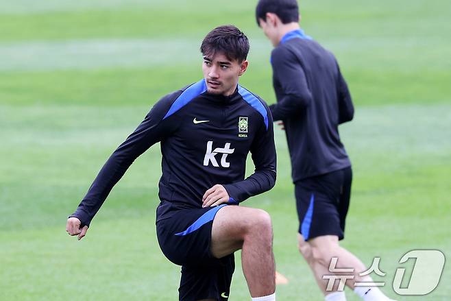 대한민국 남자 축구 국가대표팀 옌스 카스트로프2025.10.12 ⓒ 뉴스1 박지혜 기자