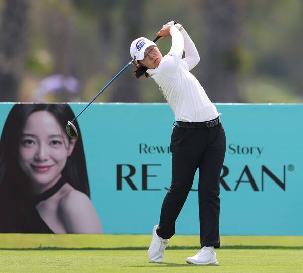 한국여자프로골프(KLPGA) 투어 2026시즌 첫 대회인 '신설 대회' 리쥬란 챔피언십에 출전한 루키 김가희2 프로가 2라운드에서 경기하는 모습이다. 사진제공=KLPGA (사진을 무단으로 사용하지 마십시오.)