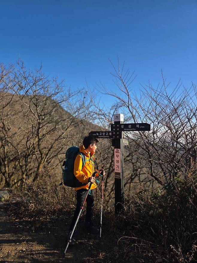 해발 1300m의 무넹기는 노고단 계곡 물 일부를 화엄사 계곡으로 돌렸다고 하여 ‘물을 돌리다’란 의미로 붙여진 지명이다. 박준형 제공