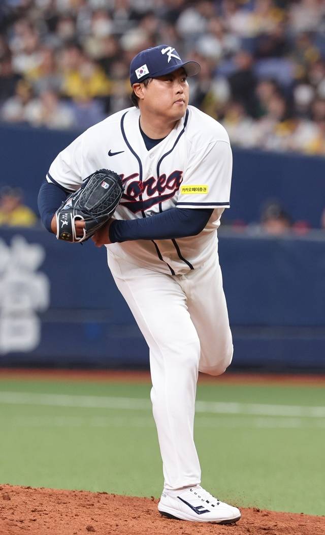 도미니카전에 선발 출격하는 류현진. 사진=연합뉴스