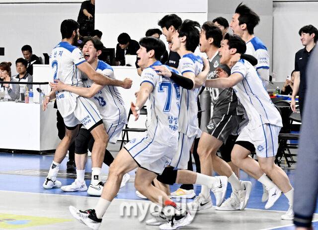 사진 = 한국배구연맹 KOVO