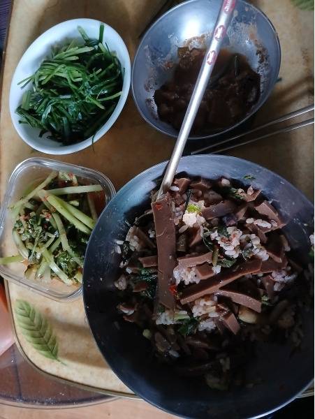도토리묵과 산채비빔밥