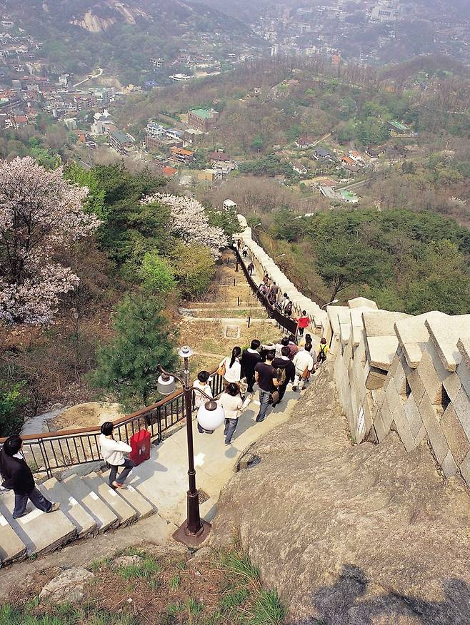 서울 북악산 / 사진 = 한국관광공사