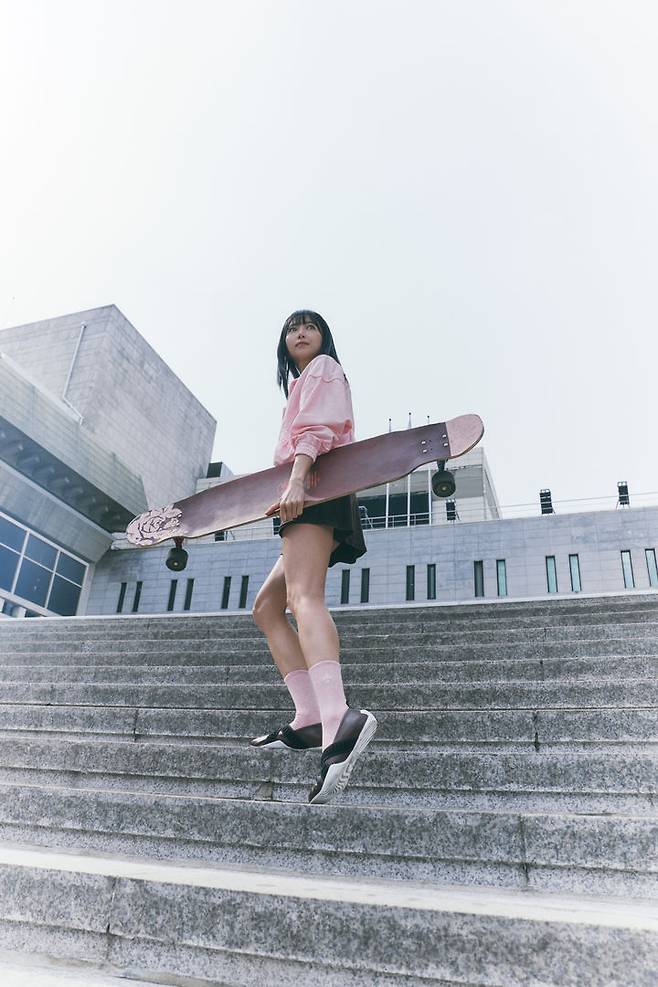 [서울=뉴시스] 베네데타 보롤리 코리아 모델로 발탁된 보더댄서 고효주. (사진=베네데타 보롤리 코리아 제공) *재판매 및 DB 금지