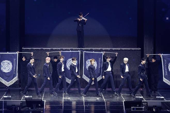 사진제공=웨이크원