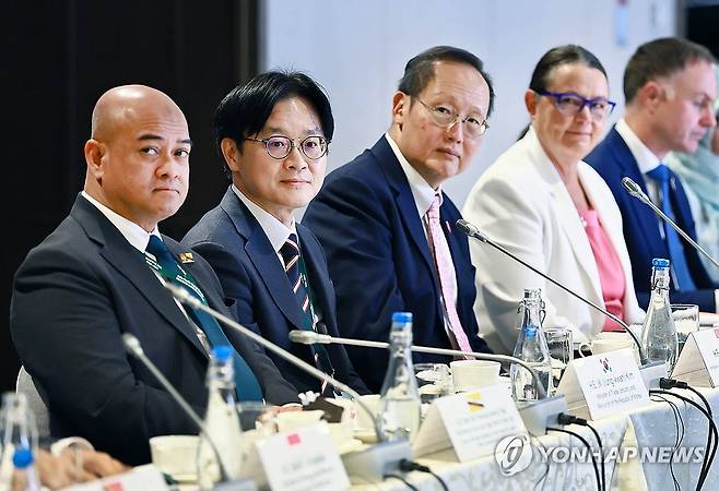 인도-태평양 에너지 안보 장관회의 및 비즈니스 포럼 참석한 김정관 장관 (서울=연합뉴스) 김정관 산업통상자원부 장관이 15일(현지시간) 일본 도쿄에서 열린 '인도-태평양 에너지 안보 장관회의 및 비즈니스 포럼'에 참석해 있다. 2026.3.15 [산업통상부 제공. 재판매 및 DB 금지] photo@yna.co.kr