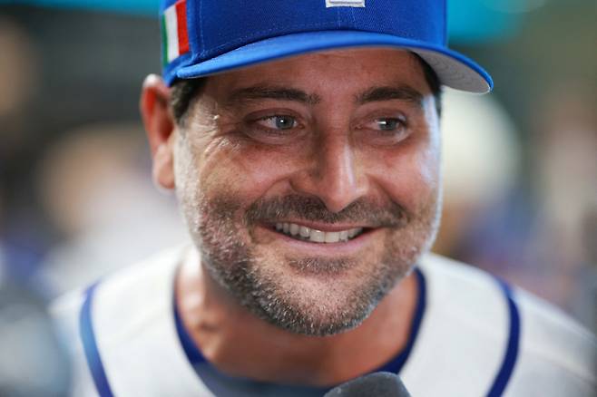 HOUSTON, TEXAS - MARCH 14: Manager Francisco Cervelli #29 of Team Italy is interviewed after the game against Team Puerto Rico at Daikin Park on March 14, 2026 in Houston, Texas. Team Italy defeated Team Puerto Rico 8-6.   Kenneth Richmond/Getty Images/AFP (Photo by Kenneth Richmond / GETTY IMAGES NORTH AMERICA / Getty Images via AFP)







<저작권자(c) 연합뉴스, 무단 전재-재배포, AI 학습 및 활용 금지>
