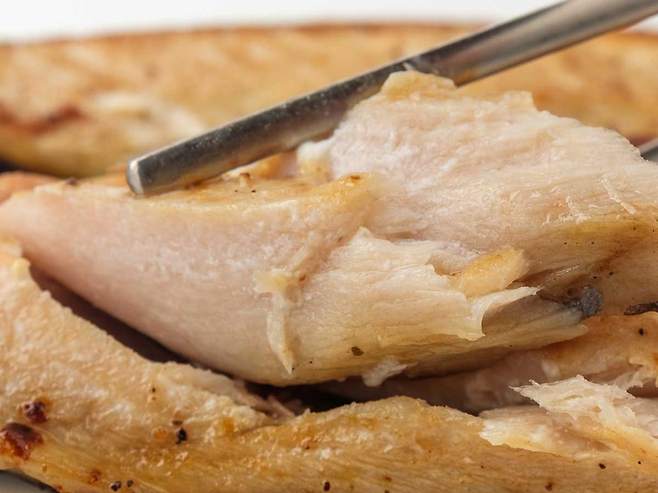 정신건강의학과 전문의가 정신 건강에 도움이 되는 음식으로 고등어를 꼽았다./사진=클립아트코리아