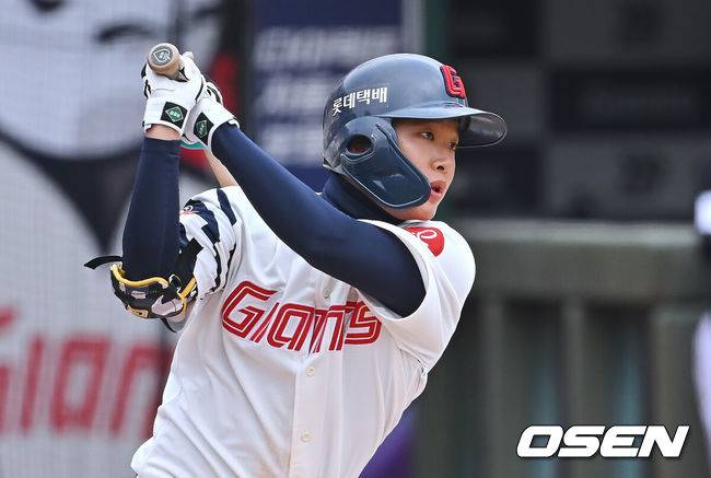 [OSEN=부산, 이석우 기자] 롯데 자이언츠 이호준 073 2026.03.15 / foto0307@osen.co.kr