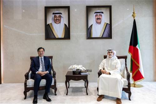 15일 만난 자이쥔 중국 중동특사와 자라 자베르 알아마다 알사바 쿠웨이트 외무장관 [중국 외교부 제공. 재판매 및 DB 금지]