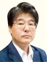 홍성호  이투데이 여론독자부장·前 한국경제신문 기사심사부장