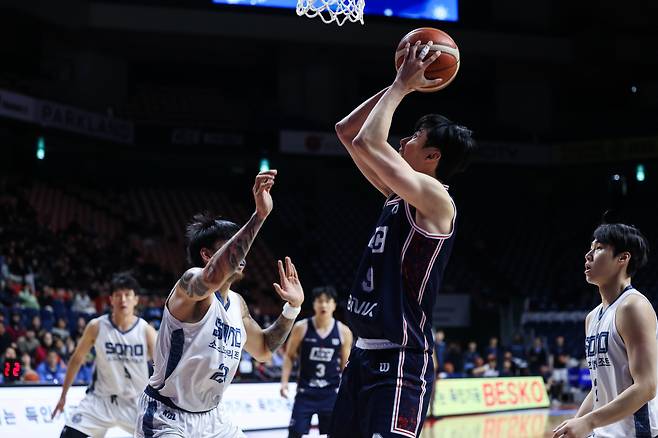 KCC와 소노의 경기. 사진제공=KBL