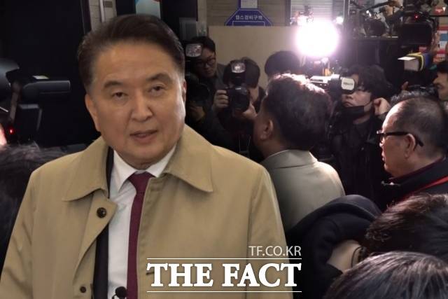김영환 충북도지사가 17일 서울 여의도 국민의힘 당사에서 공천 컷오프 관련 입장을 밝히고 있다. /여의도=김민지 기자