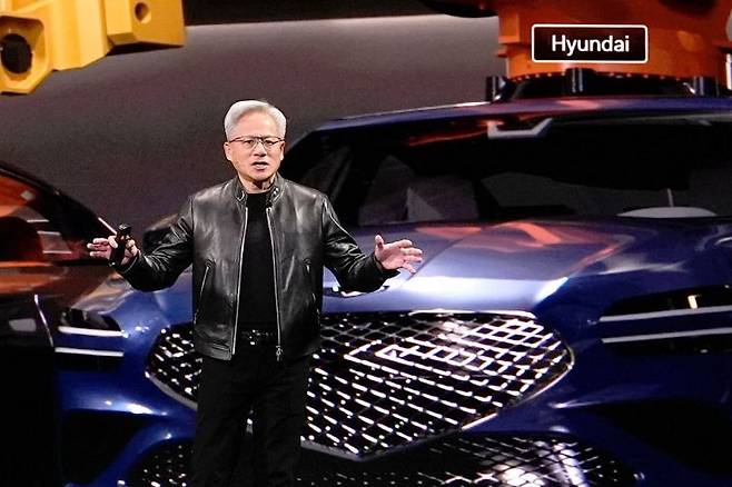 젠슨 황 엔비디아 최고경영자(CEO)가 미국 캘리포니아주 새너제이에서 16일(현지시간) 열린 ‘GTC 2026'에서 기조연설을 하고 있다. 엔비디아.