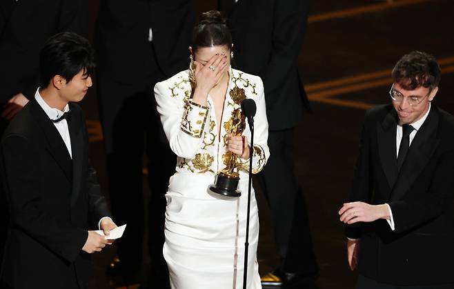 <yonhap photo-8300="">사진=EPA/연합뉴스 제공</yonhap>