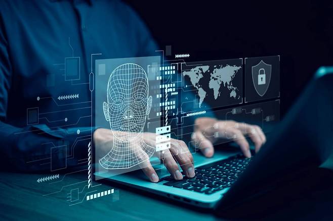 행정안전부와 국립과학수사연구원과 ‘AI 딥페이크 탐지 분석 모델’을 공동 개발했다 / 출처=셔터스톡