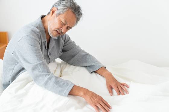 알부민이 부족하면 기력 쇠약, 근 감소증, 골다공증 등을 유발한다. 셔터스톡