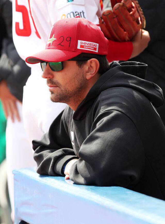 SSG 선수단 모자에 김광현의 등번호 29가 적혀 있다./SSG 랜더스