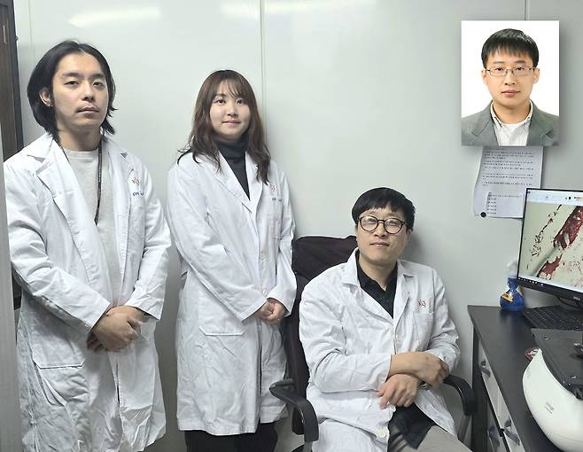 추정웅(왼쪽부터) UST 박사과정생, 김경민 KIST 박사후연구원, 홍규상 KIST 선임연구원, 최춘환 경기도경제과학진흥원 책임연구원.[UST 제공]