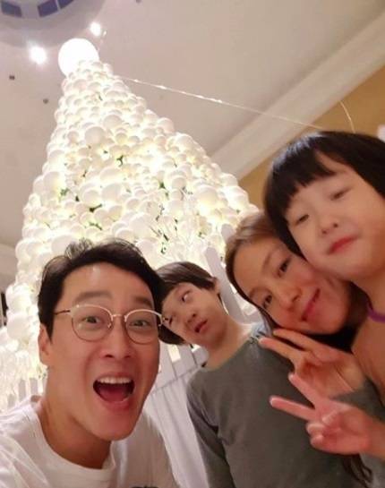 이휘재와 가족. [온라인 커뮤니티 갈무리]