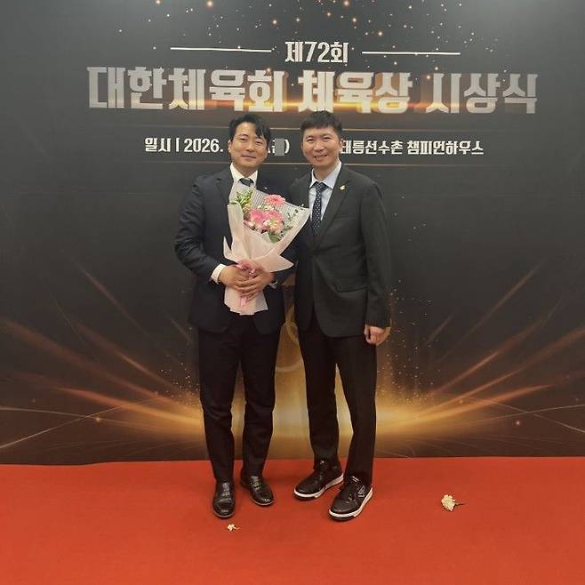 [논산=뉴시스] 건양대 스포츠의학전공 최동훈 교수 기념촬영. (사진=건양대 제공) 2026.03.17. photo@newsis.com *재판매 및 DB 금지