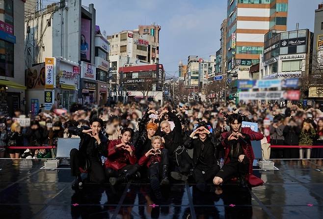 이든엔터테인먼트 제공