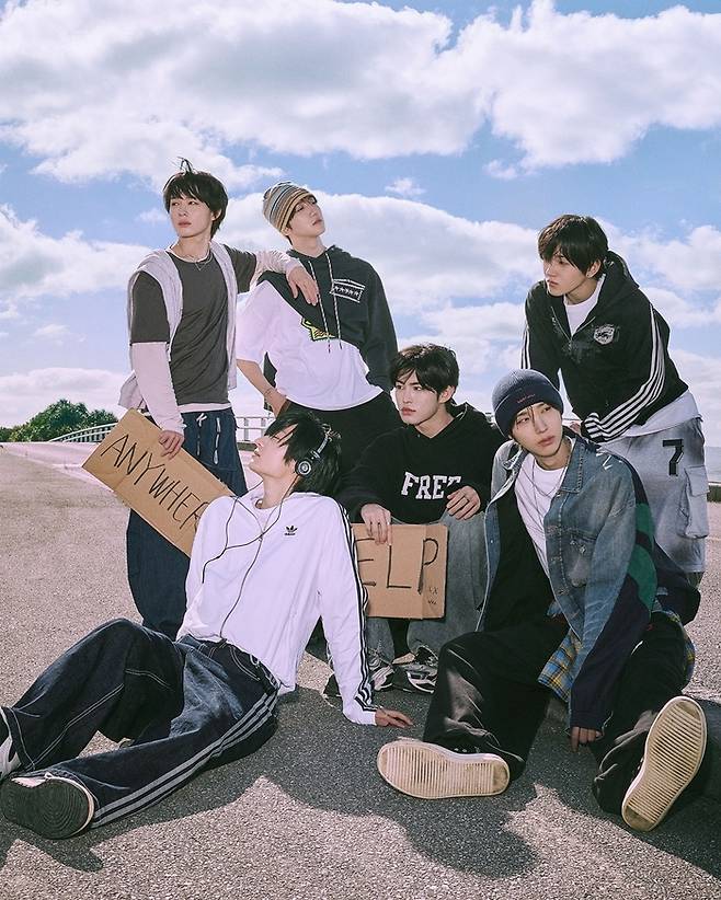 킥플립. 사진lJYP엔터테인먼트