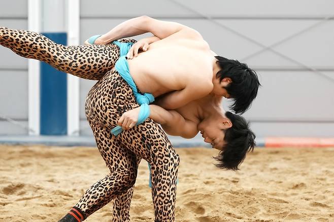 광주시청 직장운동경기부 씨름팀이 2026년 경기도종합체육대회 종합우승을 목표로 구슬땀을 흘리고 있다.