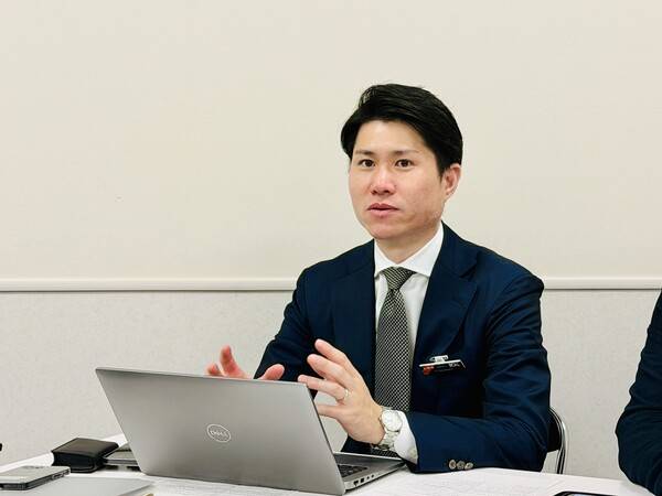 ▲ 기자의 질의에 답변하고 있는 오가사하라 총책임자.