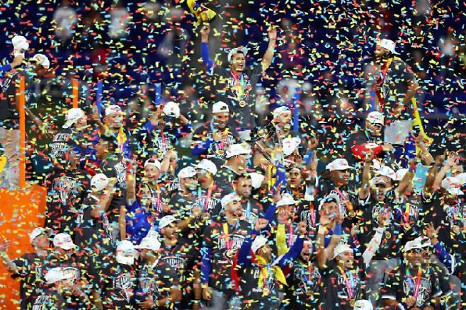 사상 처음으로 월드베이스볼클래식(WBC) 우승 트로피를 차지한 베네수엘라. 사진=AFPBBNews