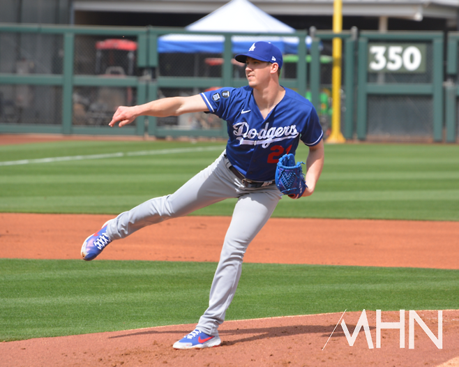 (다저스 시절의 뷸러)