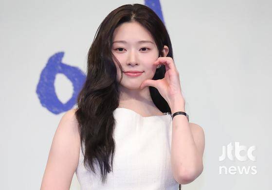 5일 오후 서울 더링크서울 트리뷰트 포트폴리오 호텔에서 JTBC 새 금요시리즈 '샤이닝' 제작발표회가 열렸다. 김윤진 감독, 배우 박진영, 김민주가 참석했다. 박세완 엔터뉴스팀 기자 park.sewan@jtbc.co.kr