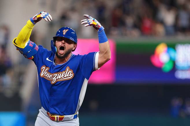 일본과 WBC 8강전에서 역전 3홈런을 터트린 아브레우. 연합뉴스