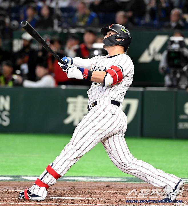 7일 일본 도쿄돔에서 열린 WBC(월드베이스볼클래식) 한국과 일본의 경기. 3회말 스즈키 세이야가 역전 솔로홈런을 치고 있다. 도쿄(일본)=허상욱 기자wook@sportschosun.com/2026.03.07/