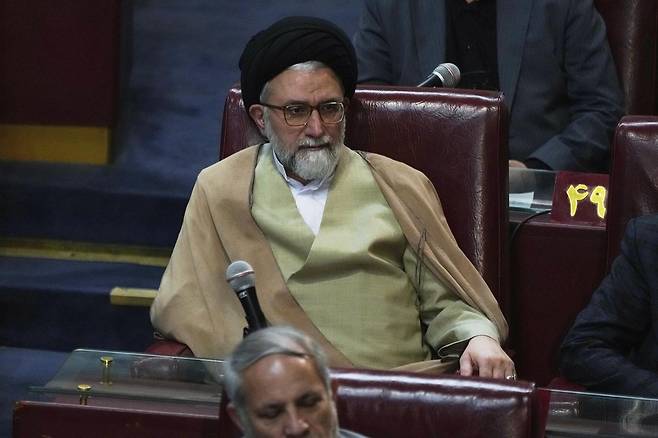 2024년 5월 자료사진으로 에스마일 하티브 이란 정보장관이 전문가회의 개원식에 참석하고 있다. AP 뉴시스